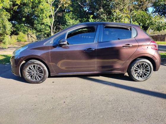 PEUGEOT 208 1.2 ALLURE 12V FLEX 4P MANUAL PEUGEOT 208 1.2 ALLURE 12V FLEX 4P MANUAL